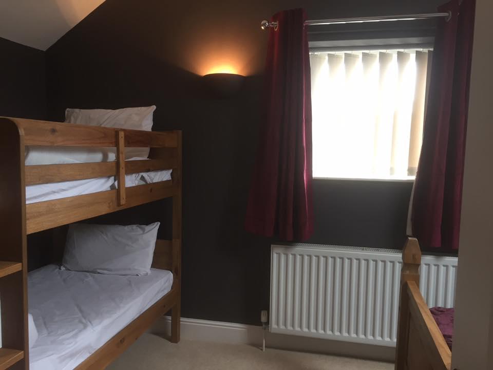 Elton Gratton Grange Farm Bed & Breakfast エクステリア 写真