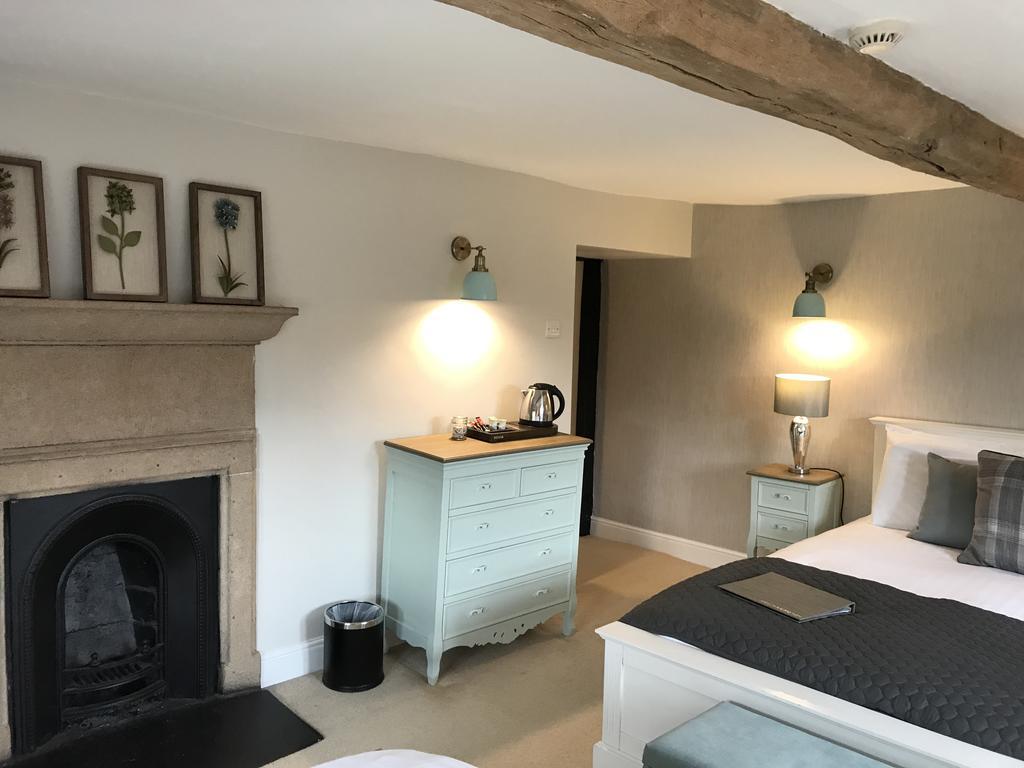 Elton Gratton Grange Farm Bed & Breakfast エクステリア 写真