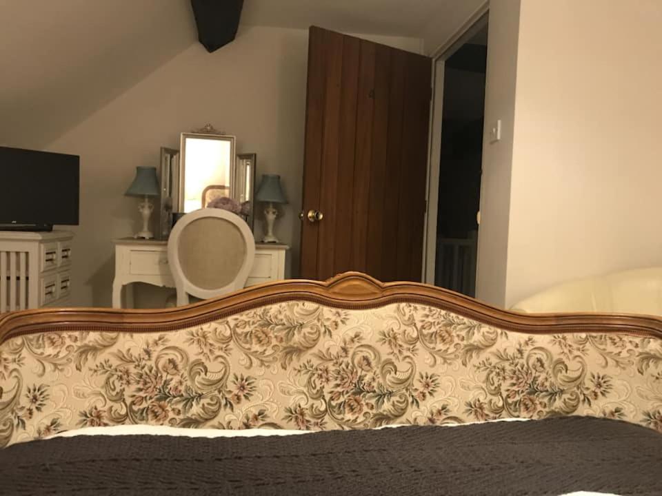 Elton Gratton Grange Farm Bed & Breakfast エクステリア 写真